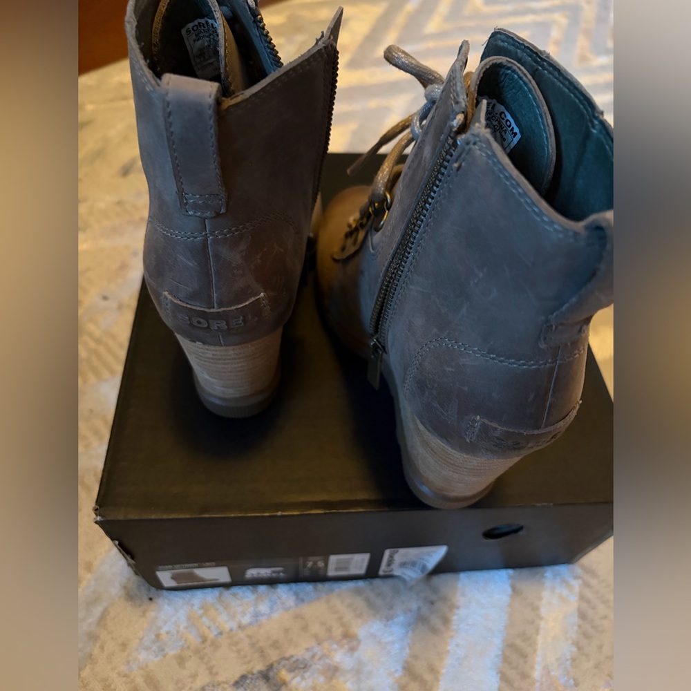 Sorel Joan Uptown Lace-Up Wedge Ankle Boots 7.5 Like New - Picture 5 of 8